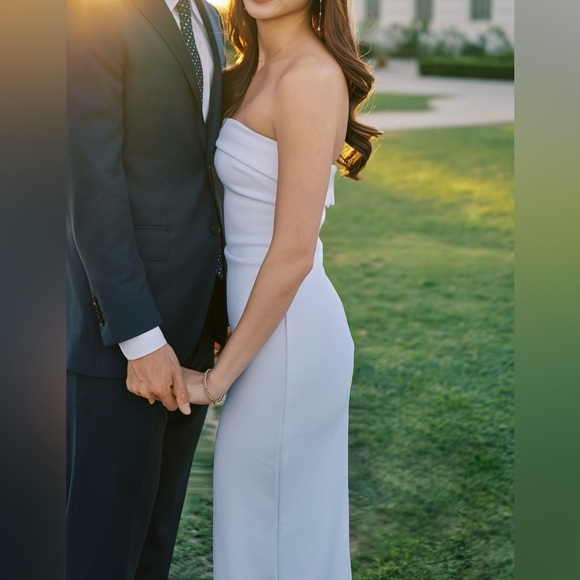 Aritzia Eyecatcher Dress - White Midi Dress in Crepe - Picture 4 of 9